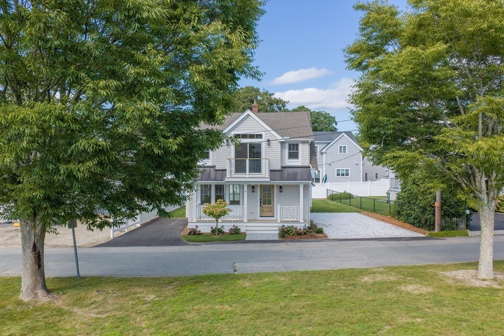 10 Vesper Ave, Falmouth, MA Photo #2