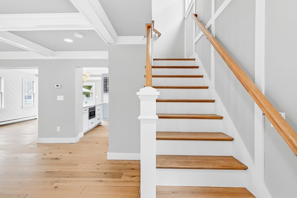 10 Vesper Ave, Falmouth, MA Photo #14
