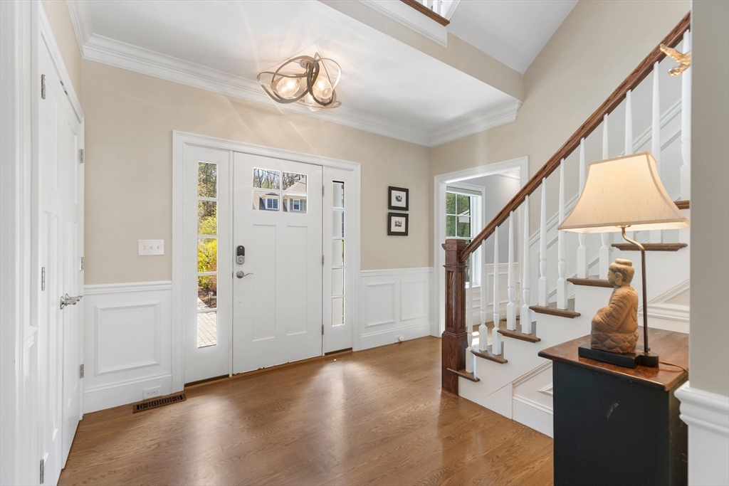 24 Pine Knoll Rd