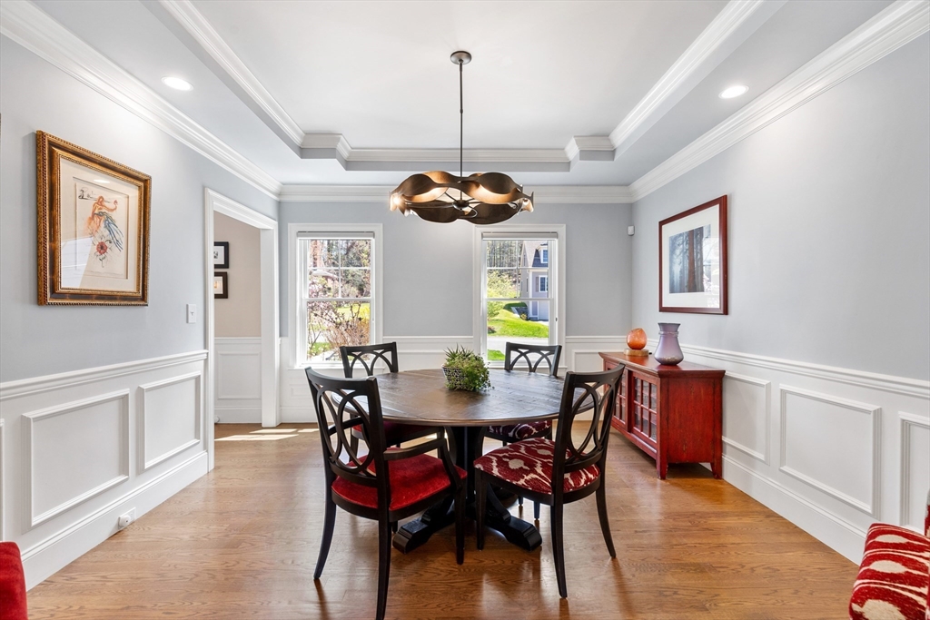 24 Pine Knoll Rd