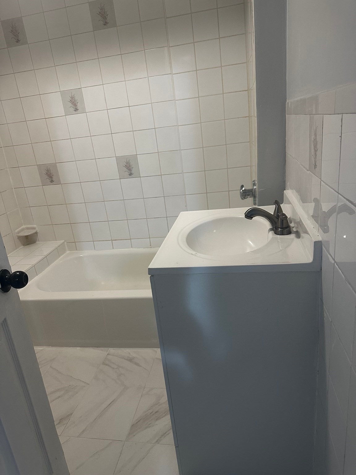 44 Trescott ST #1, Taunton, MA Photo #3