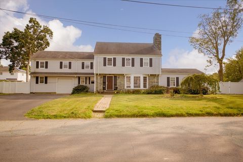 247 Albany St Fall River MA 02720