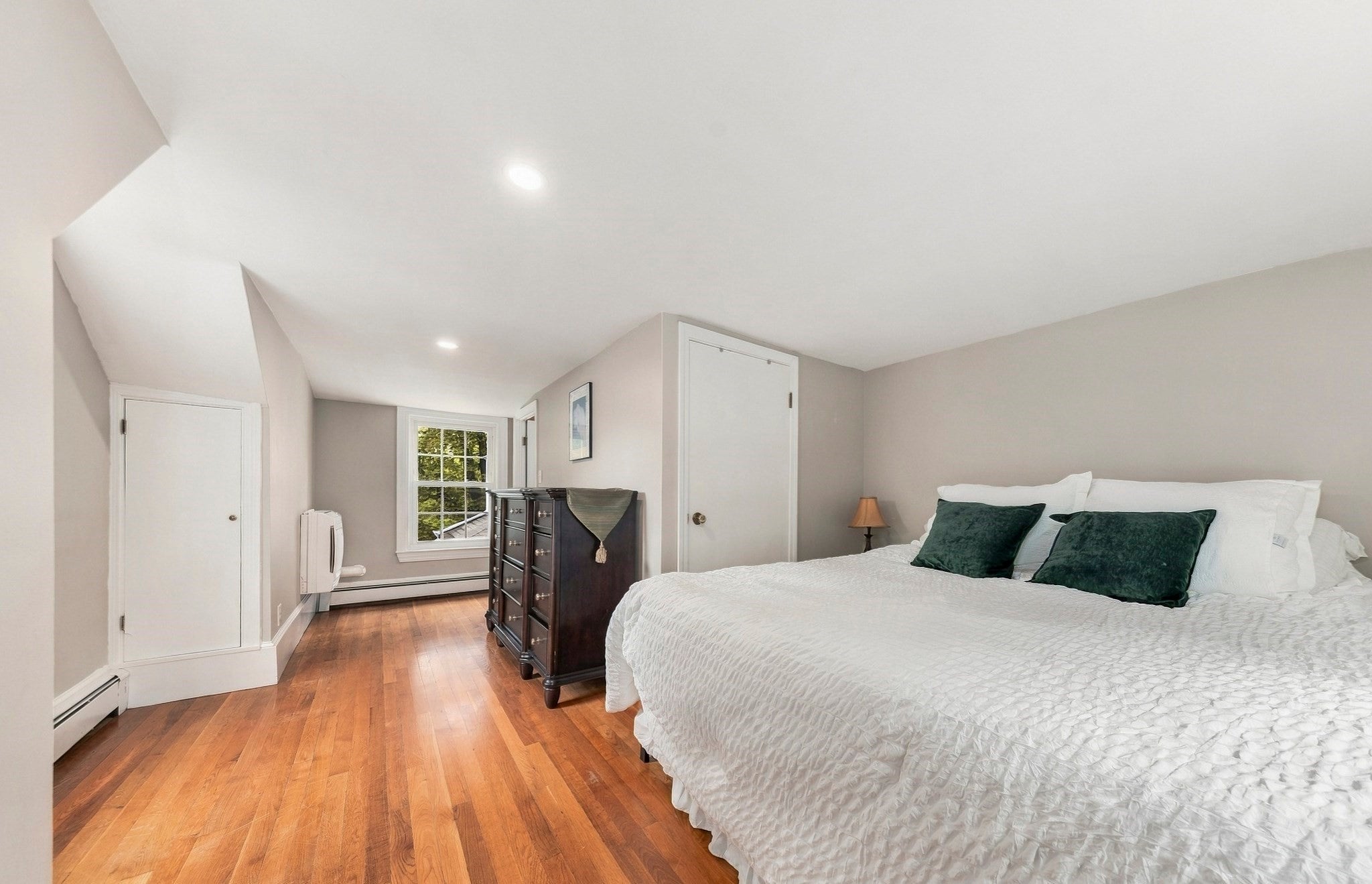 16 Clifford Ct, Hingham, MA, 16 Clifford Ct, Hingham, MA Photo #17