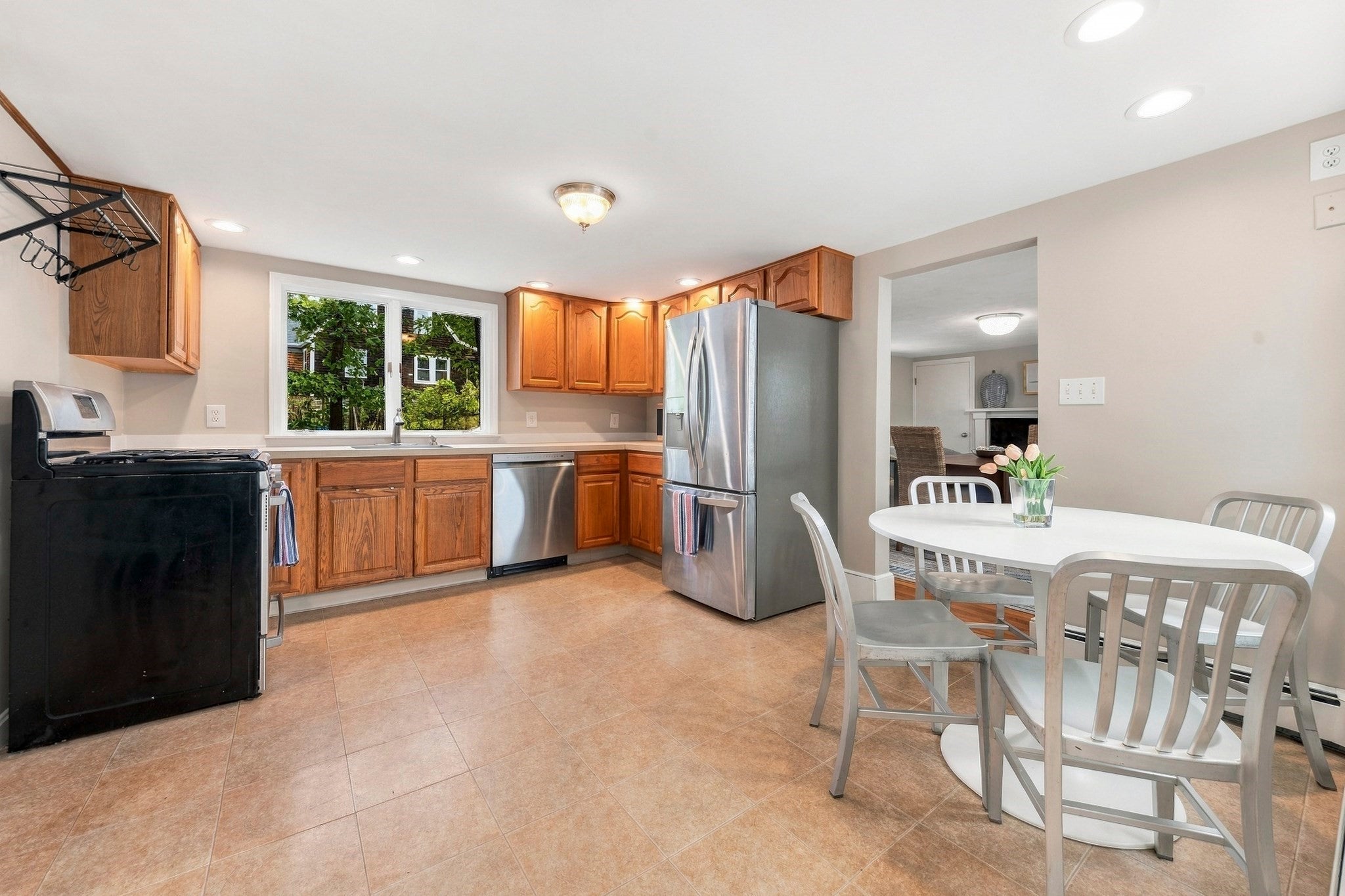 16 Clifford Ct, Hingham, MA, 16 Clifford Ct, Hingham, MA Photo #12