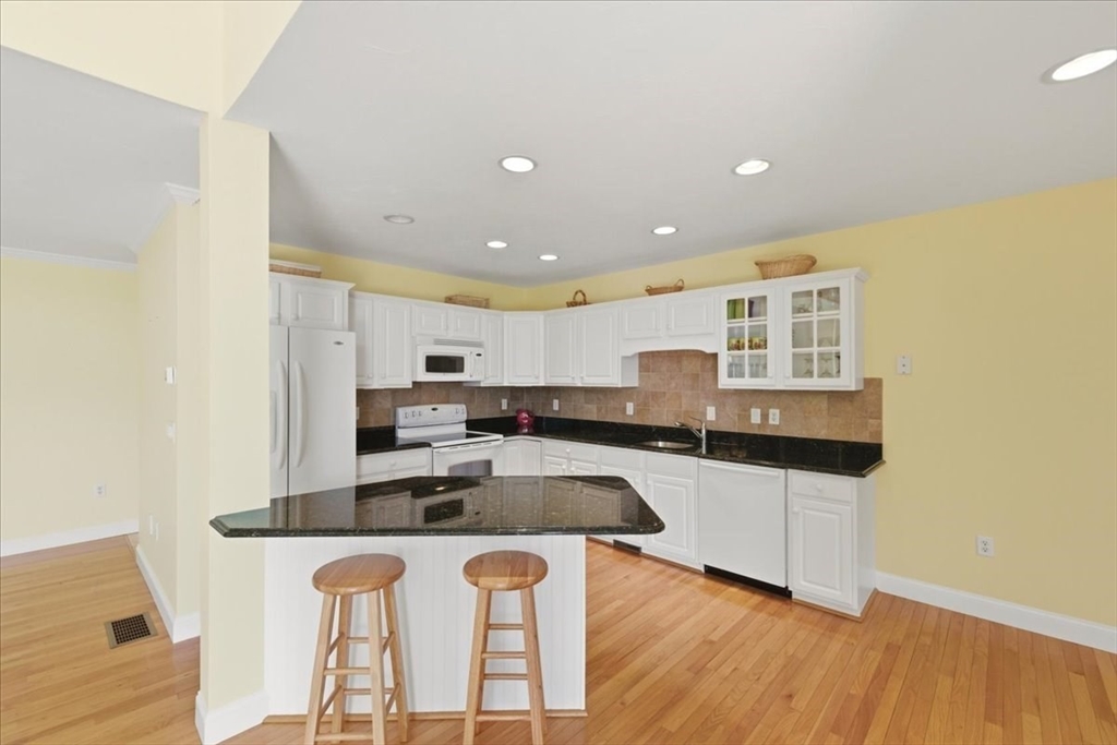 3 Periwinkle Ct #3, Bourne, MA, 3 Periwinkle Ct #3, Bourne, MA Photo #12