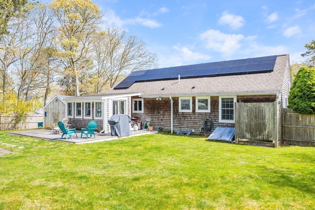 75 Lakewood Dr