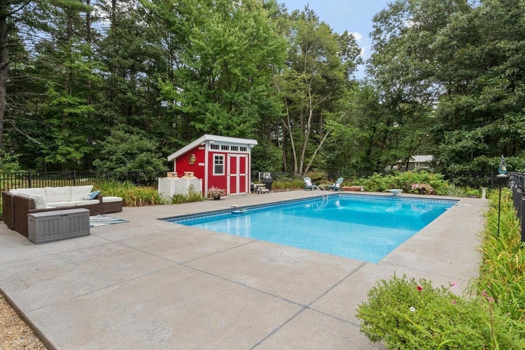 3 Eldridge Road, Harvard, MA, 3 Eldridge Road, Harvard, MA Photo #2