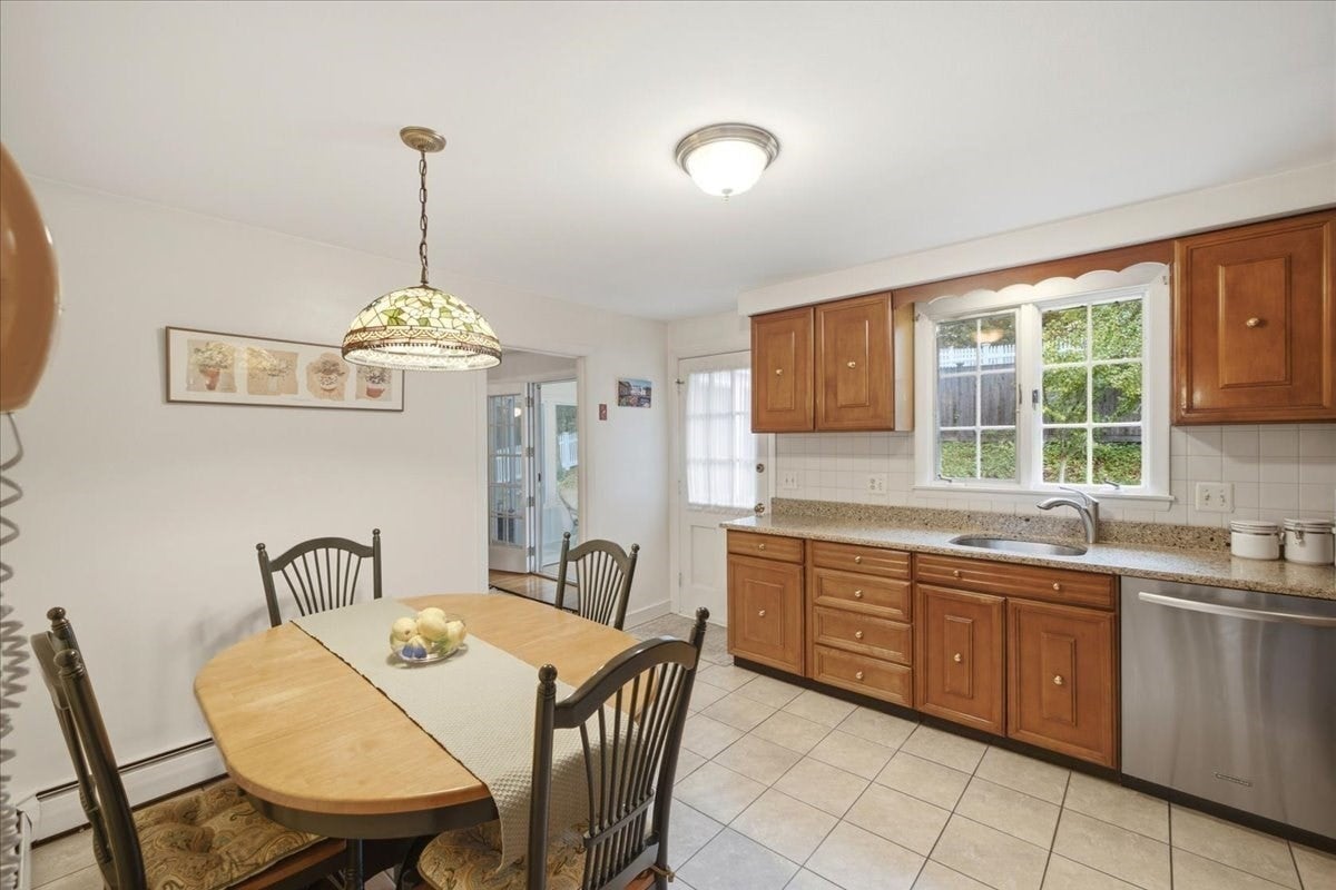 150 Scott Circle, Dedham, MA, 150 Scott Circle, Dedham, MA Photo #9