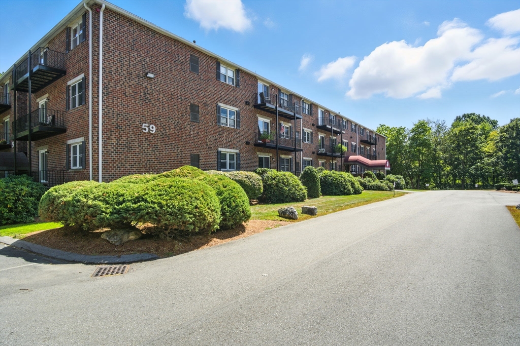 59 Mill St 305