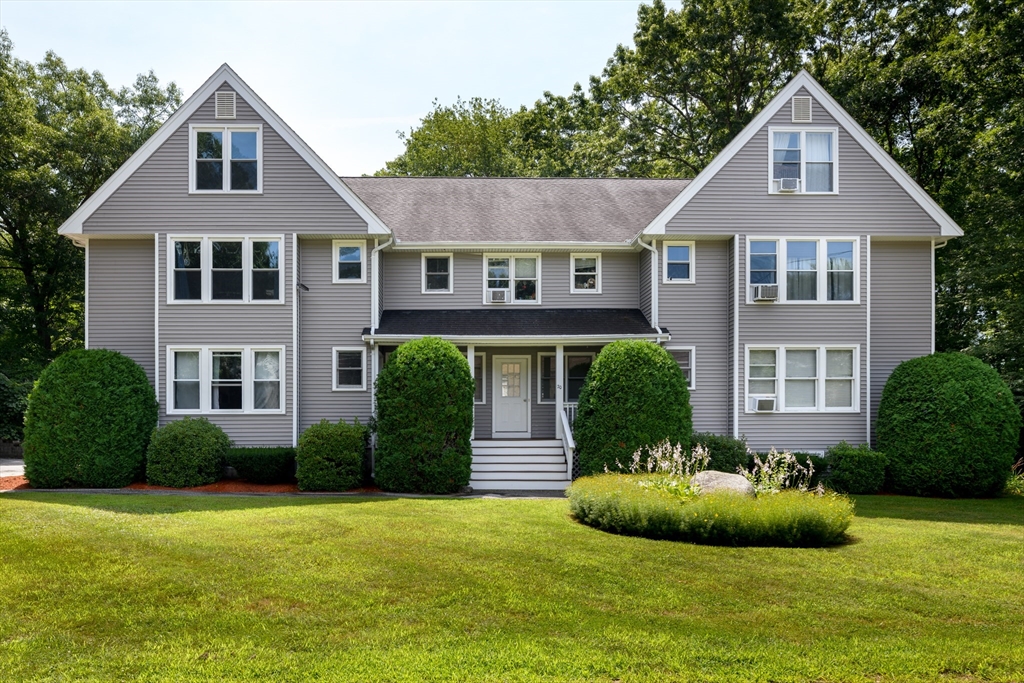 20 Stefaniak AVE #4, Webster, MA, 20 Stefaniak AVE #4, Webster, MA Photo #1