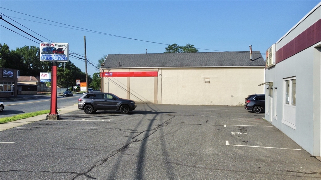 512 Saint James Avenue