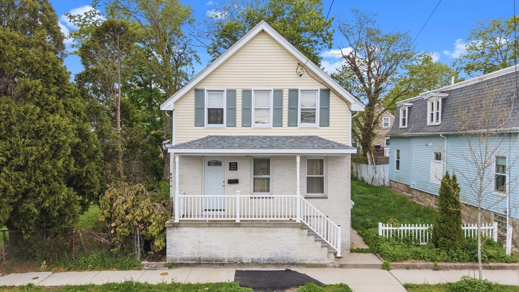 128 Cedar St, New Bedford, MA Photo #2