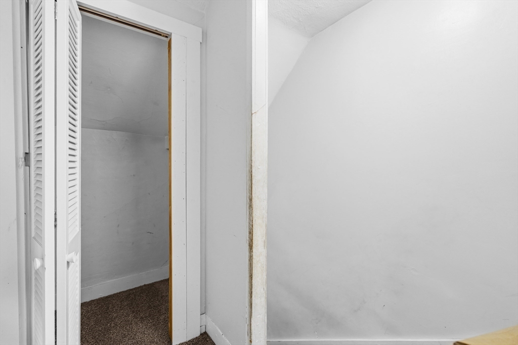 128 Cedar St, New Bedford, MA Photo #19