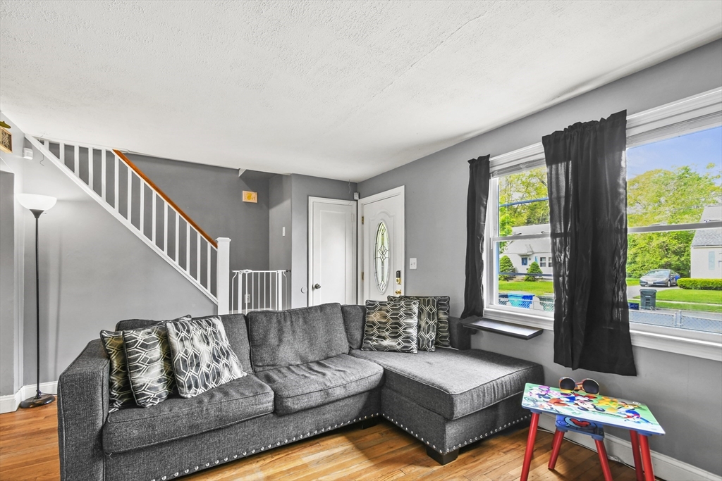 265 Pheland St