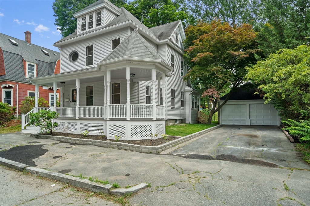 8 Hobson Ave