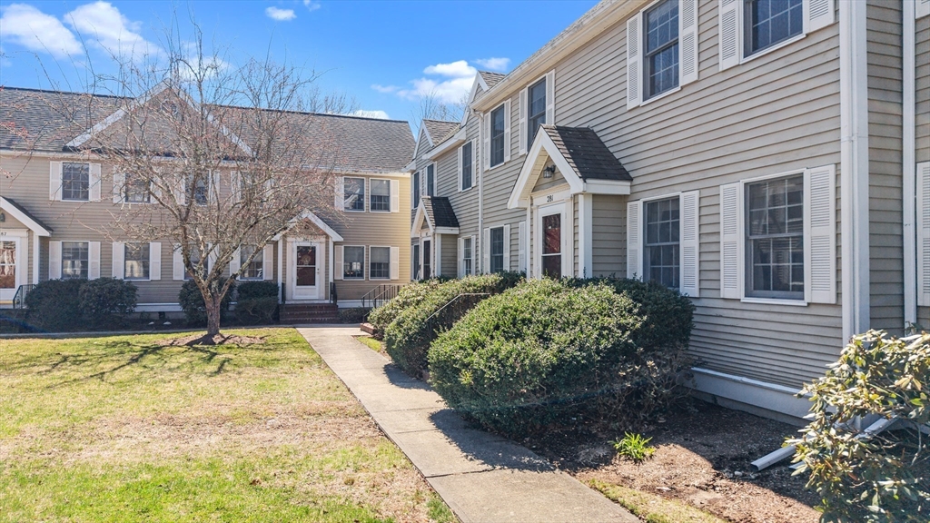 281 Central Street 281