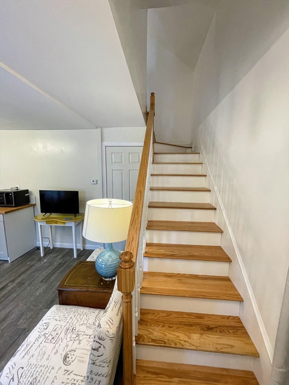 8 Pike St 8