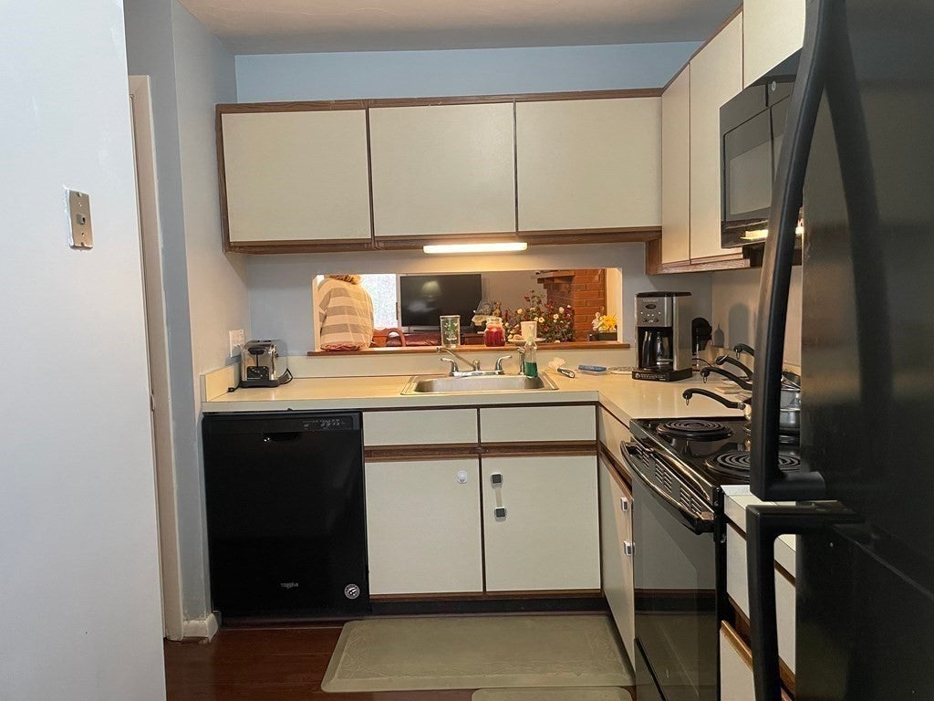 161 Highwood Dr #161, Franklin, MA Photo #3