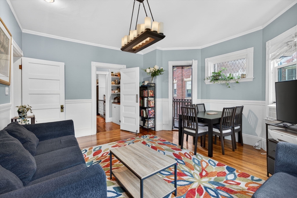 17 Park Vale #4, Brookline, MA, 17 Park Vale #4, Brookline, MA Photo #2