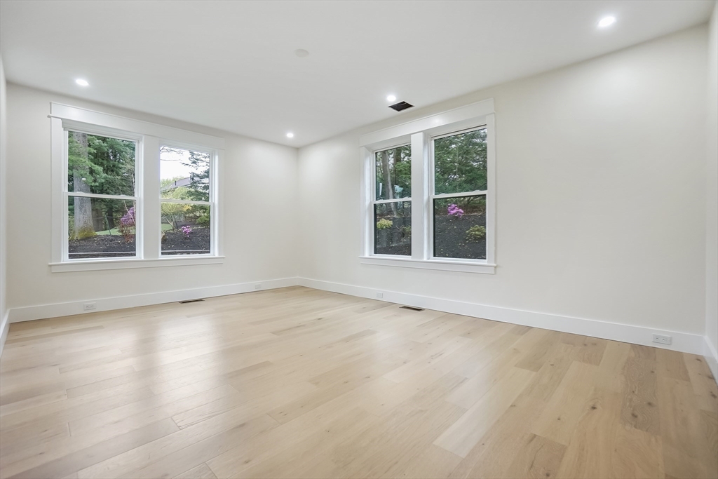 2 Atherton Rd, Winchester, MA Photo #18