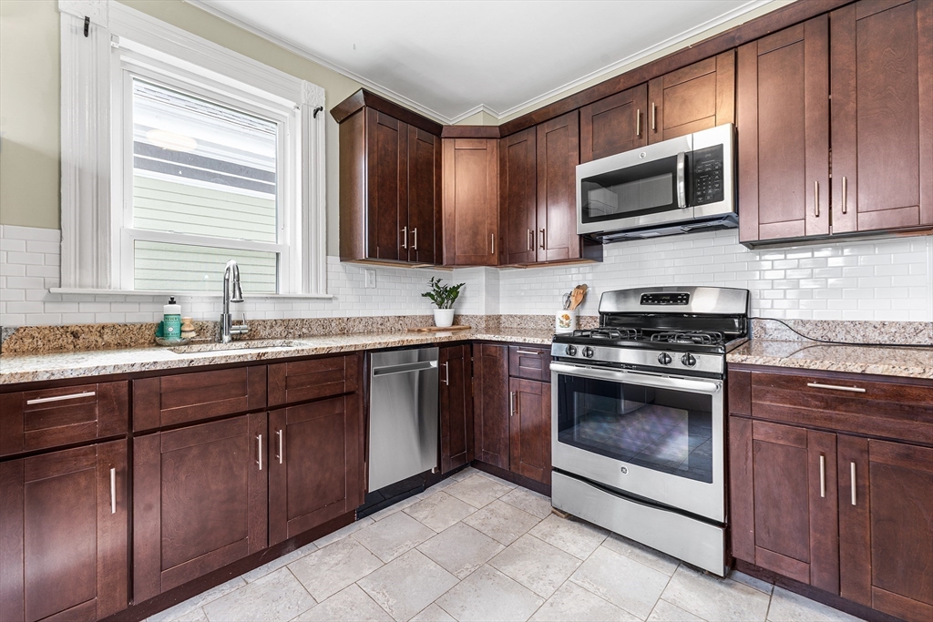 4 Boardman St 2