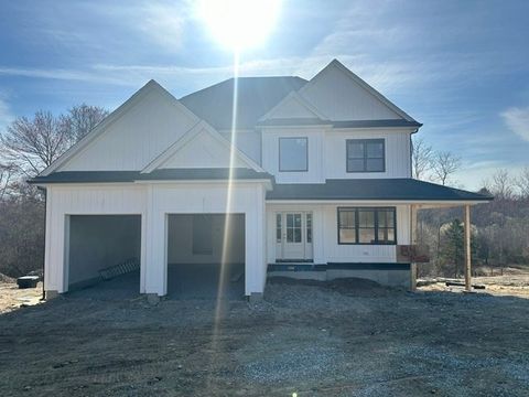 Photo of 84 Pine Street, Seekonk, MA 02771 (MLS # 73504504)