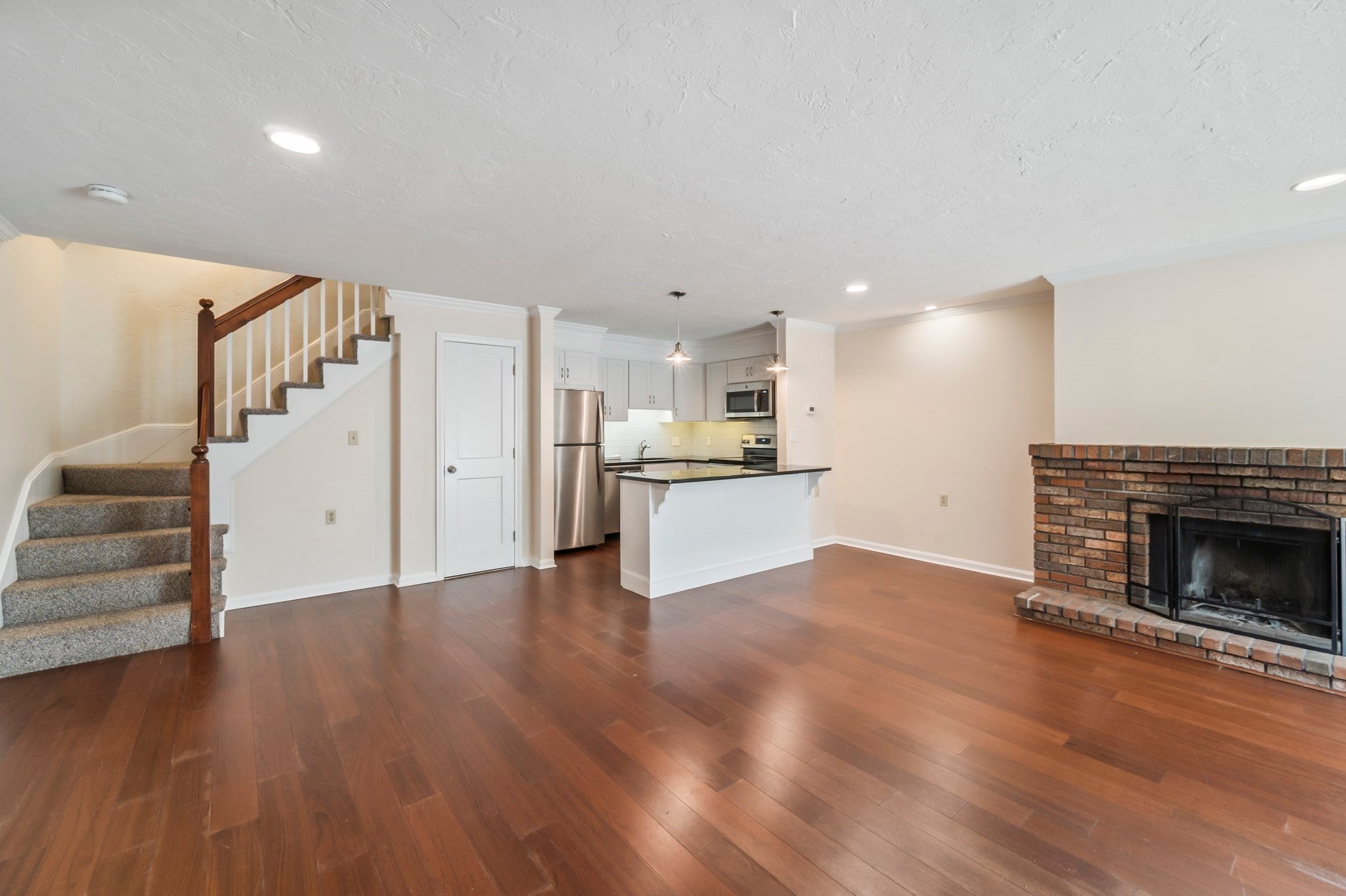 152 Quincy Shore Dr #13, Quincy, MA, 152 Quincy Shore Dr #13, Quincy, MA Photo #5