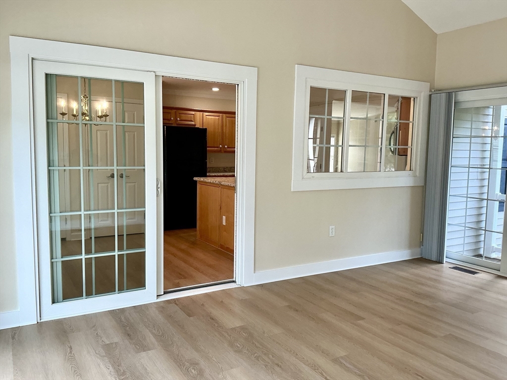 7 Edgestone Drive