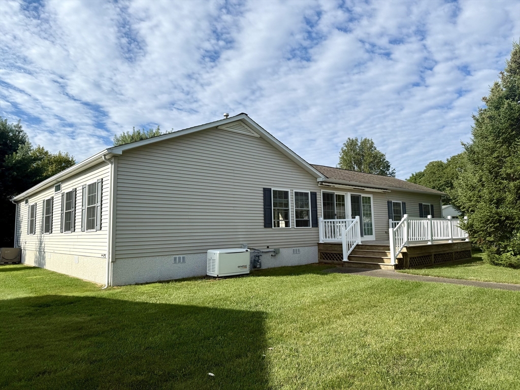 7 Edgestone Drive