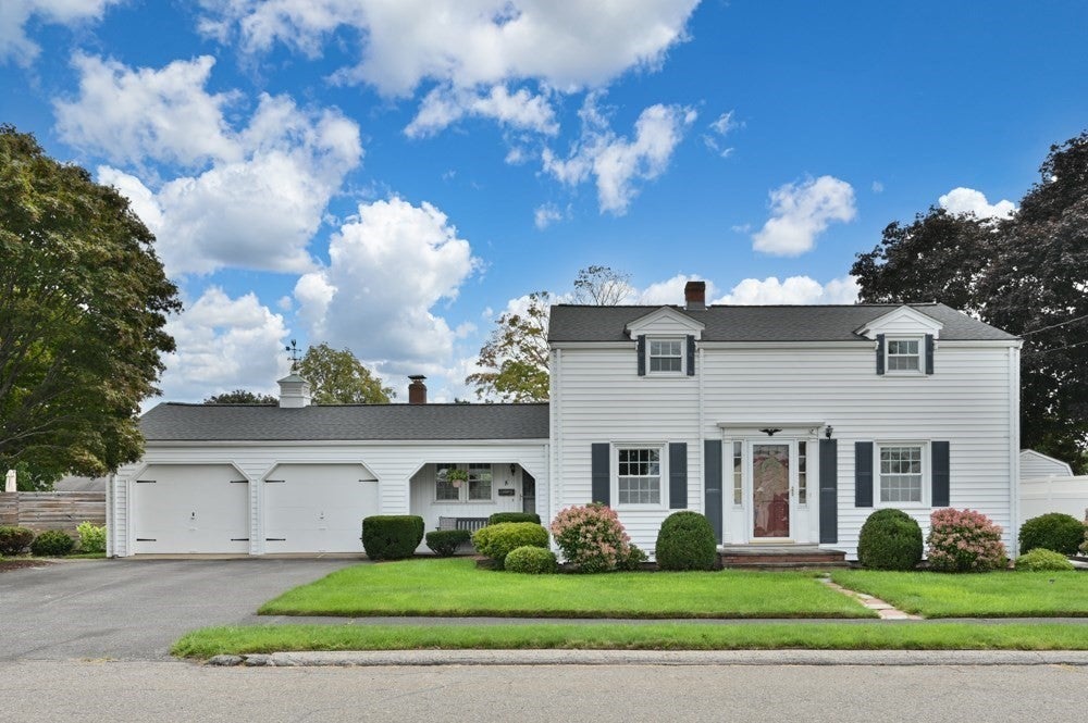 Photo of 8 Irving St, Danvers, MA