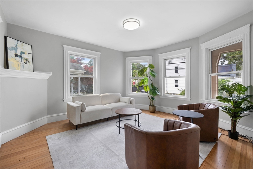 30 Sanford St 1