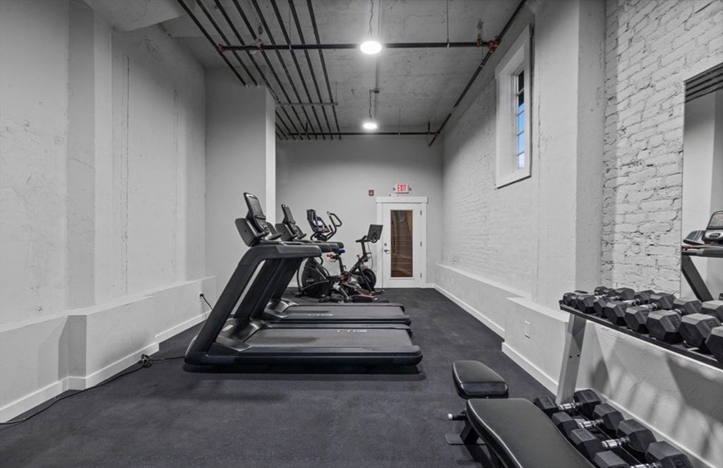 270 Paris Street #7, Boston, MA, 270 Paris Street #7, Boston, MA Photo #14