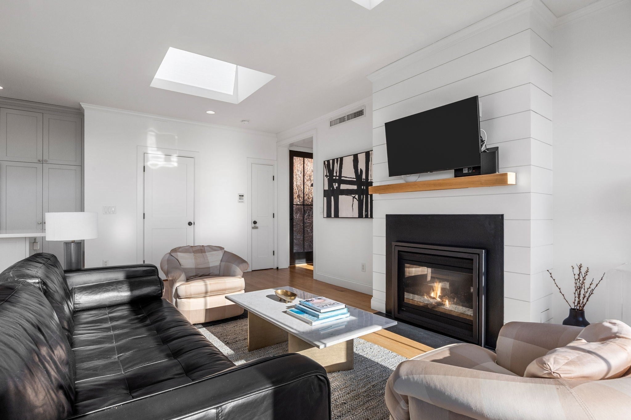 350 Bradford St 11