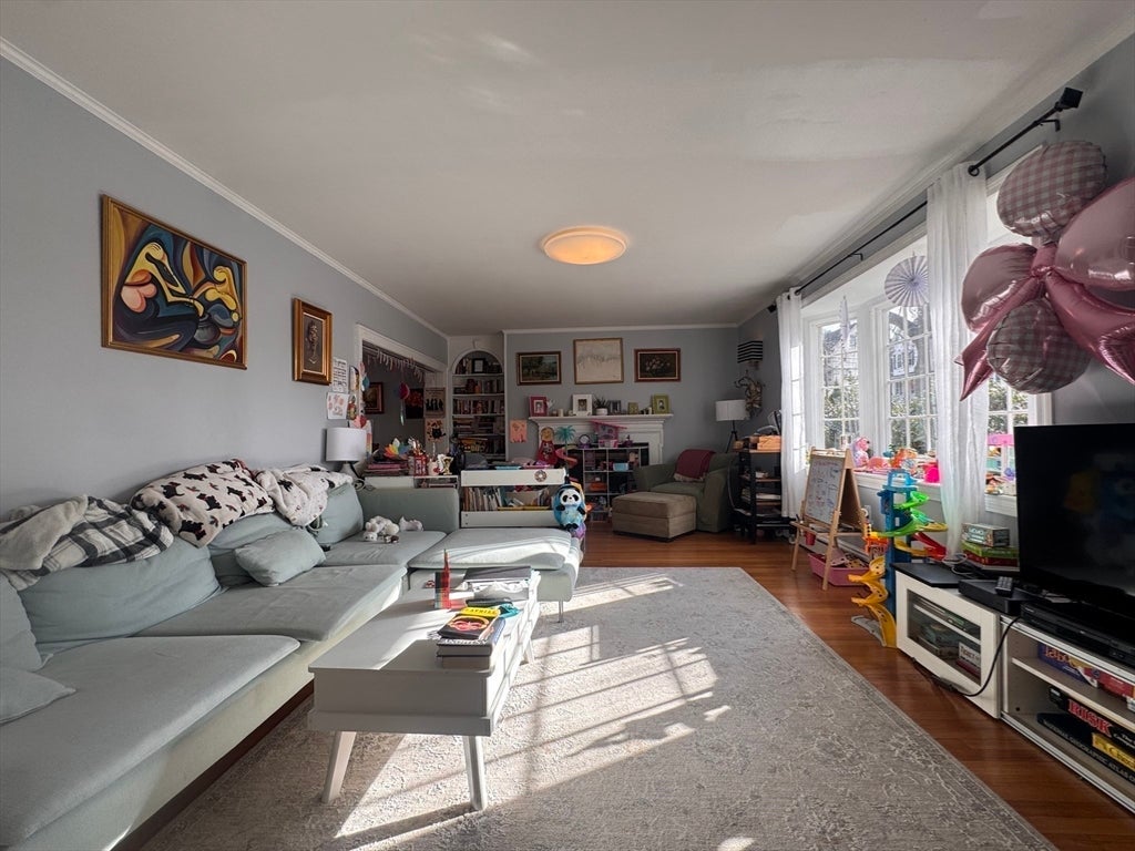 10-12 Webster St #1, Winchester, MA, 10-12 Webster St #1, Winchester, MA Photo #6