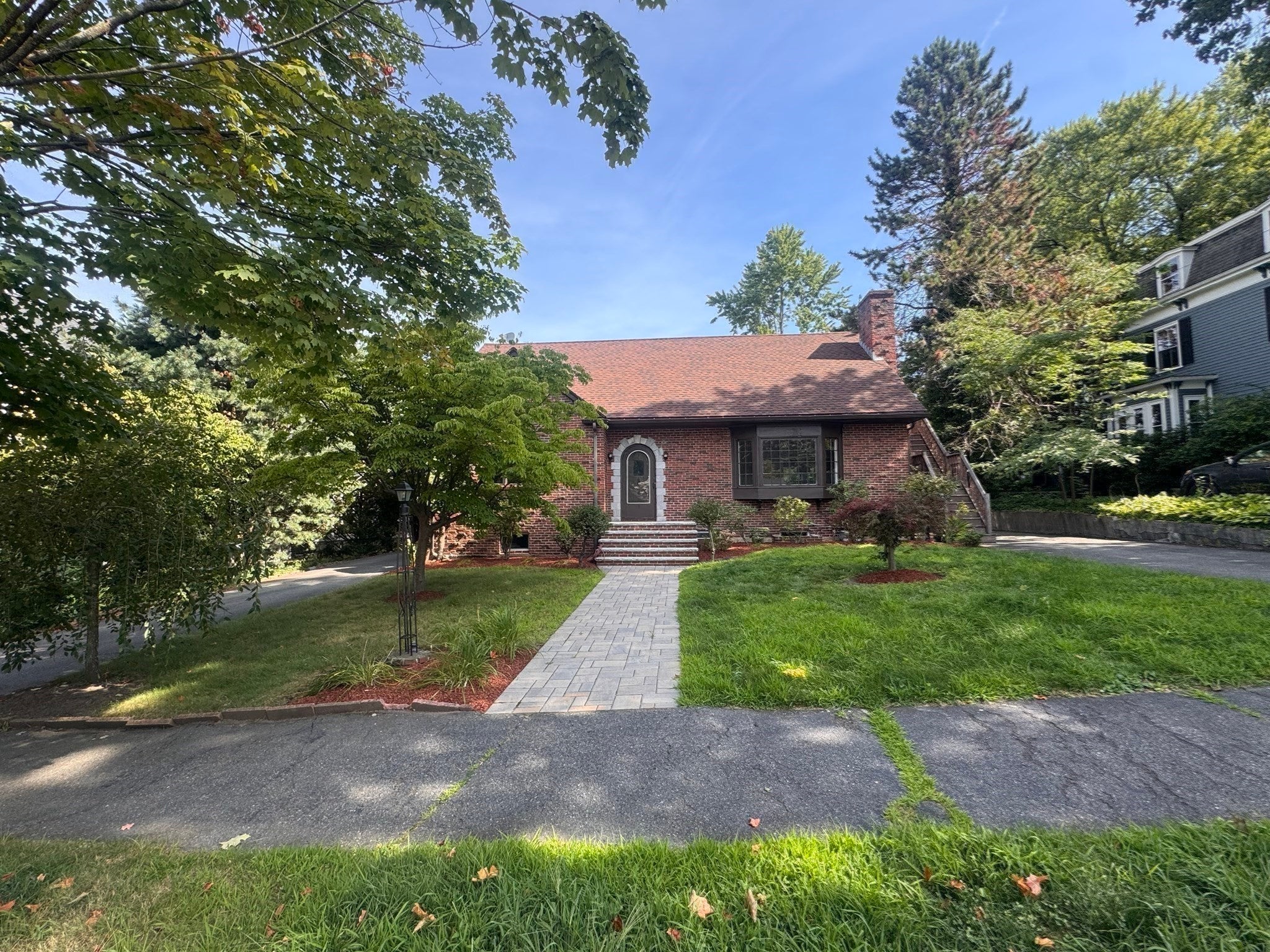 10-12 Webster St #1, Winchester, MA Photo #27