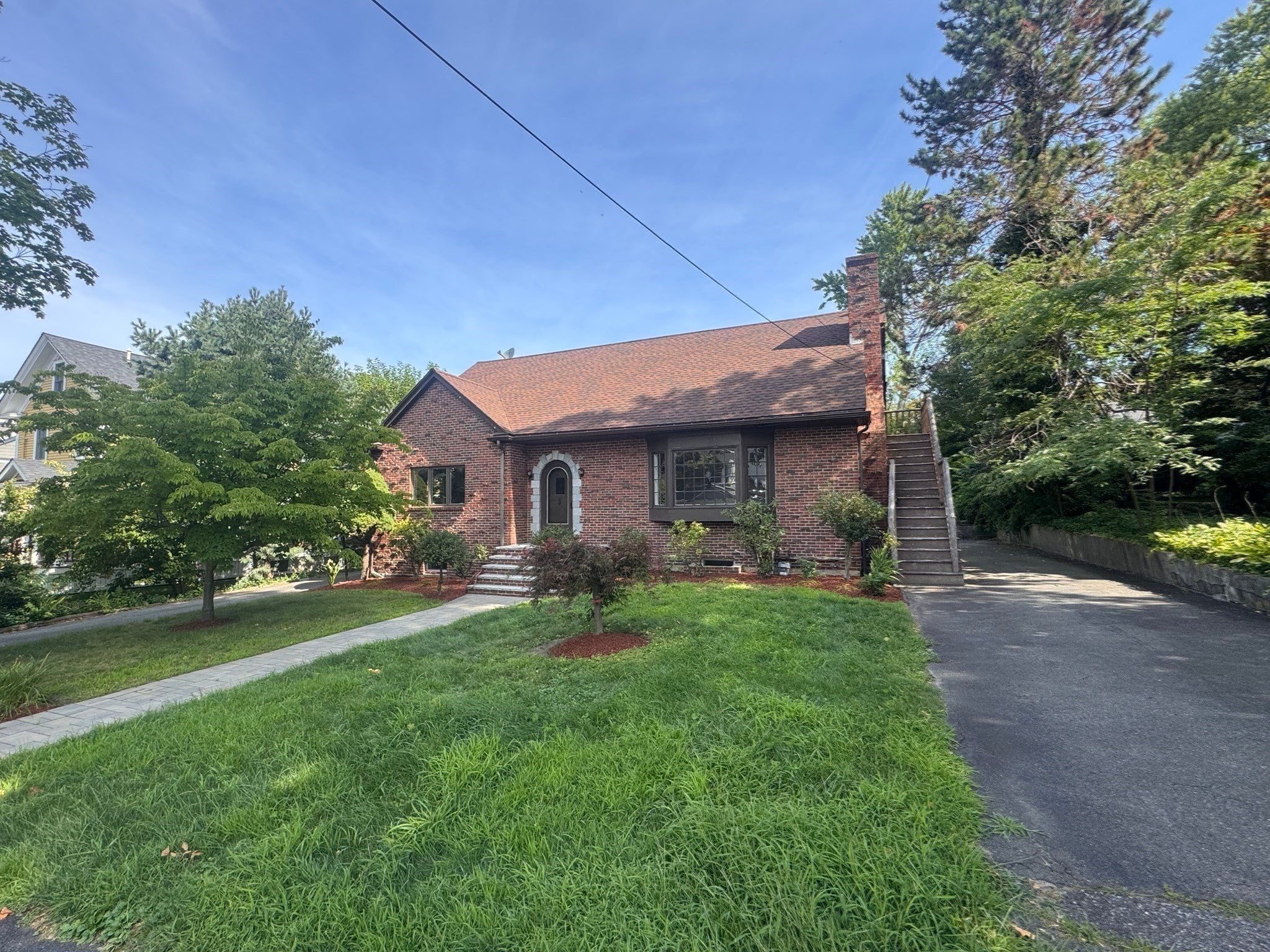 10-12 Webster St #1, Winchester, MA Photo #28