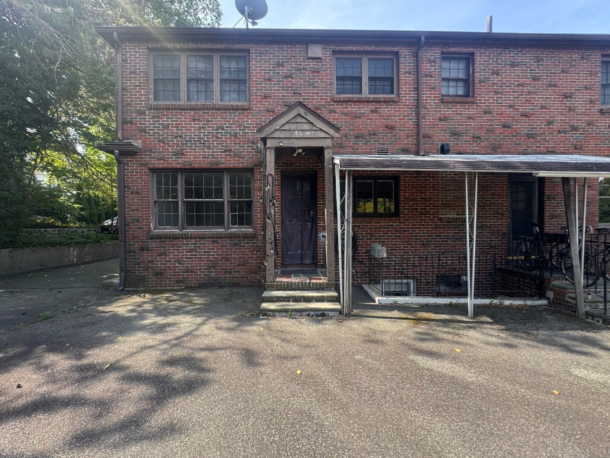 10-12 Webster St #1, Winchester, MA Photo #29