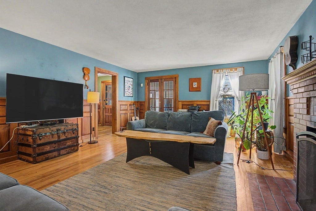 66 Glendale St, Easthampton, MA Photo #6