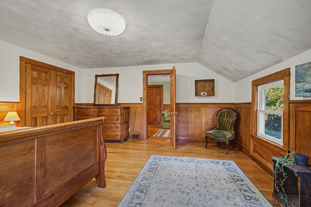 66 Glendale St, Easthampton, MA Photo #19