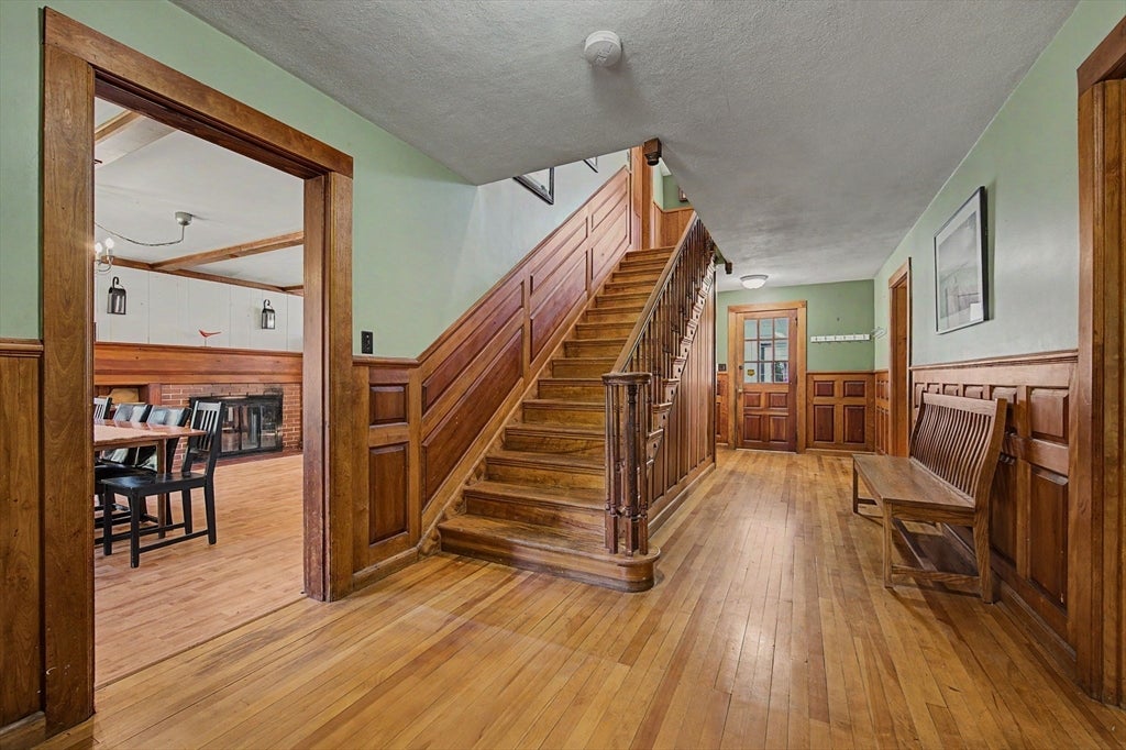 66 Glendale St, Easthampton, MA Photo #15