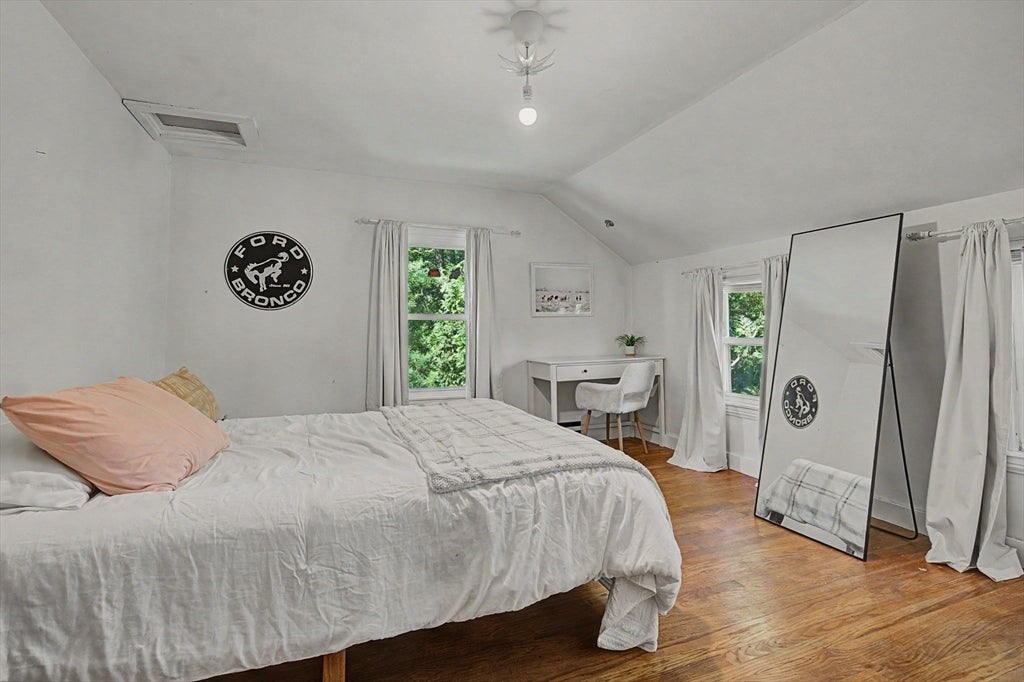 66 Glendale St, Easthampton, MA Photo #21
