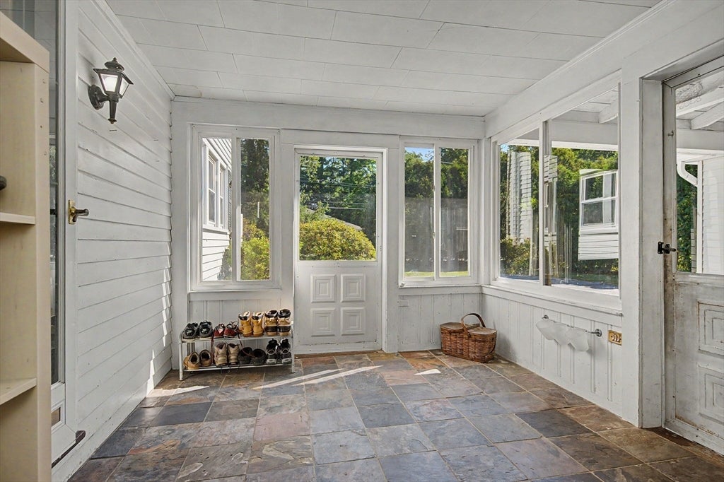66 Glendale St, Easthampton, MA Photo #28