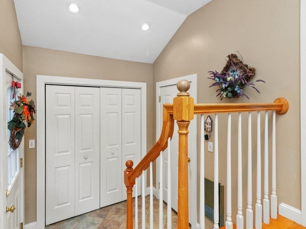 28 Carver Road, Wellesley, MA Photo #19