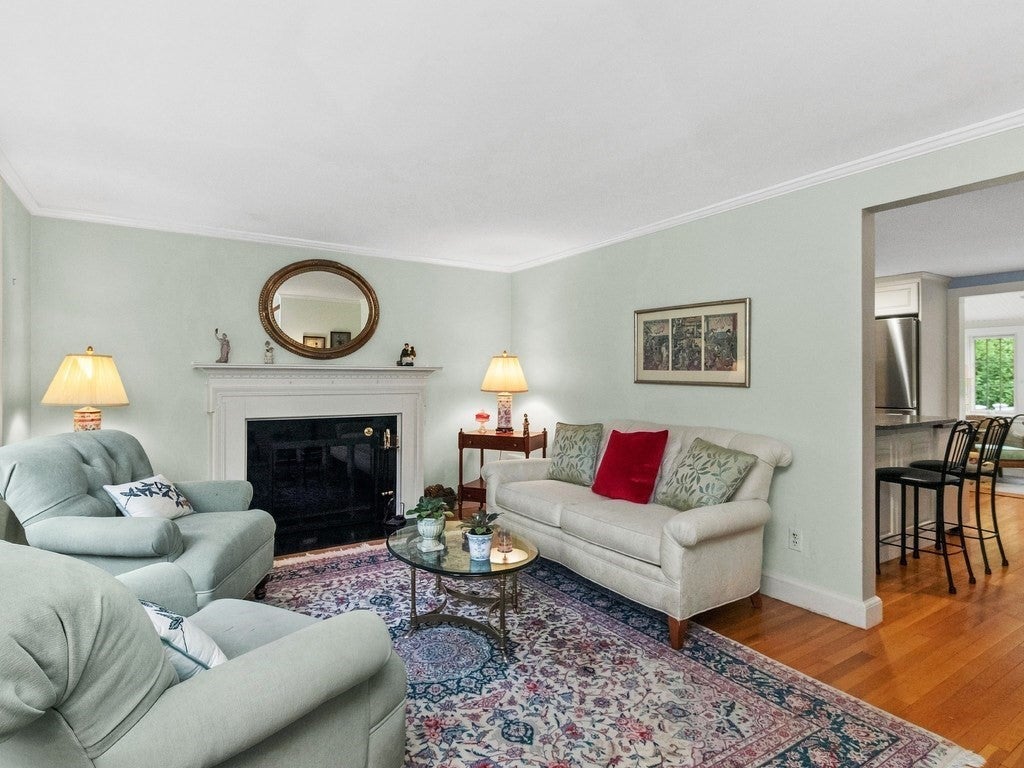 28 Carver Road, Wellesley, MA Photo #9