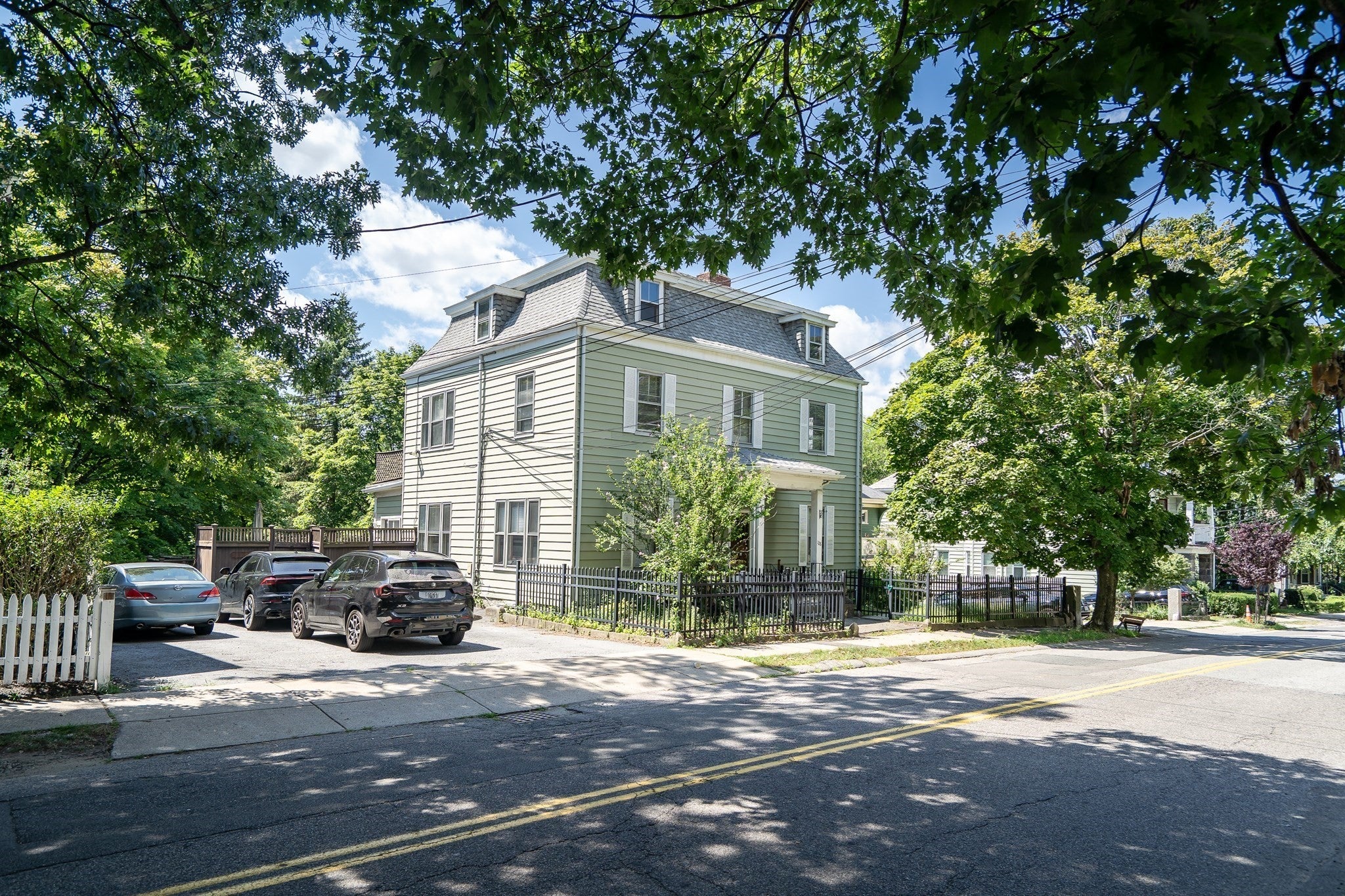 Photo of 128 Summer St, Watertown, MA