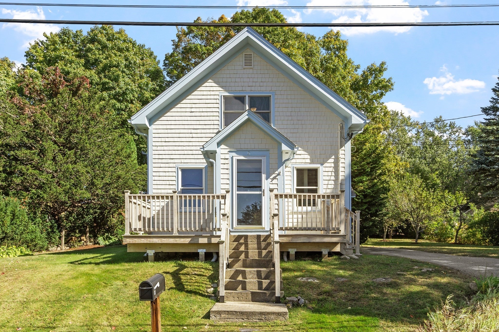 Photo of 8 Winter St, Southborough, MA