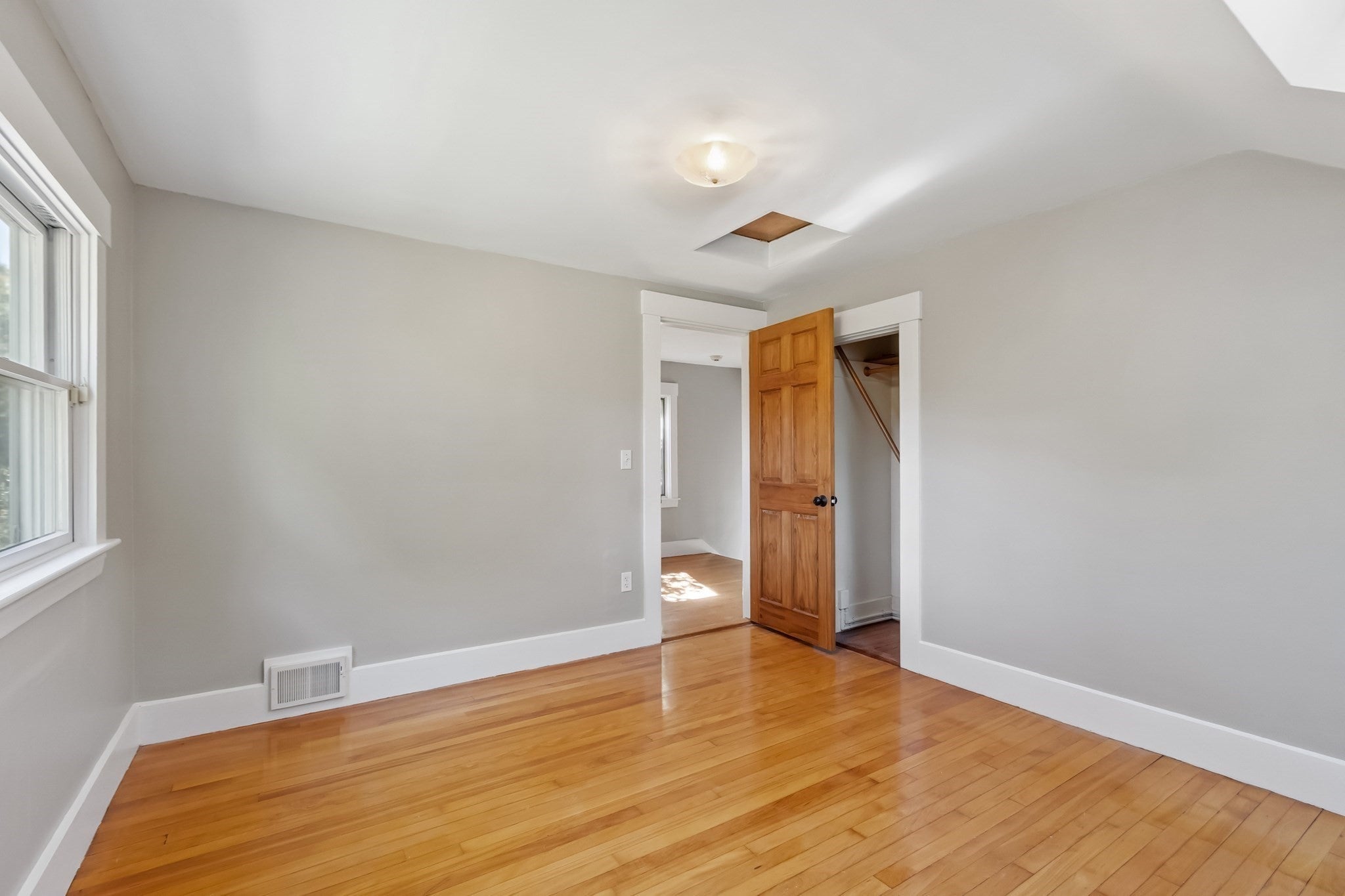 8 Winter St, Southborough, MA, 8 Winter St, Southborough, MA Photo #29