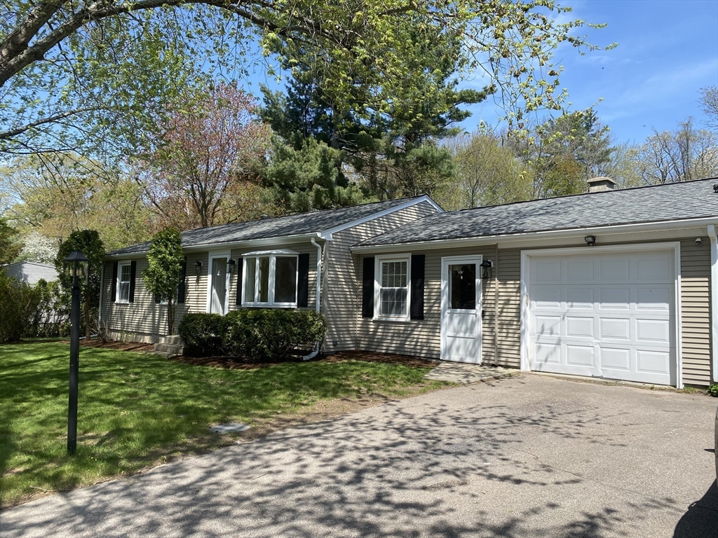 132 Cedar Ln