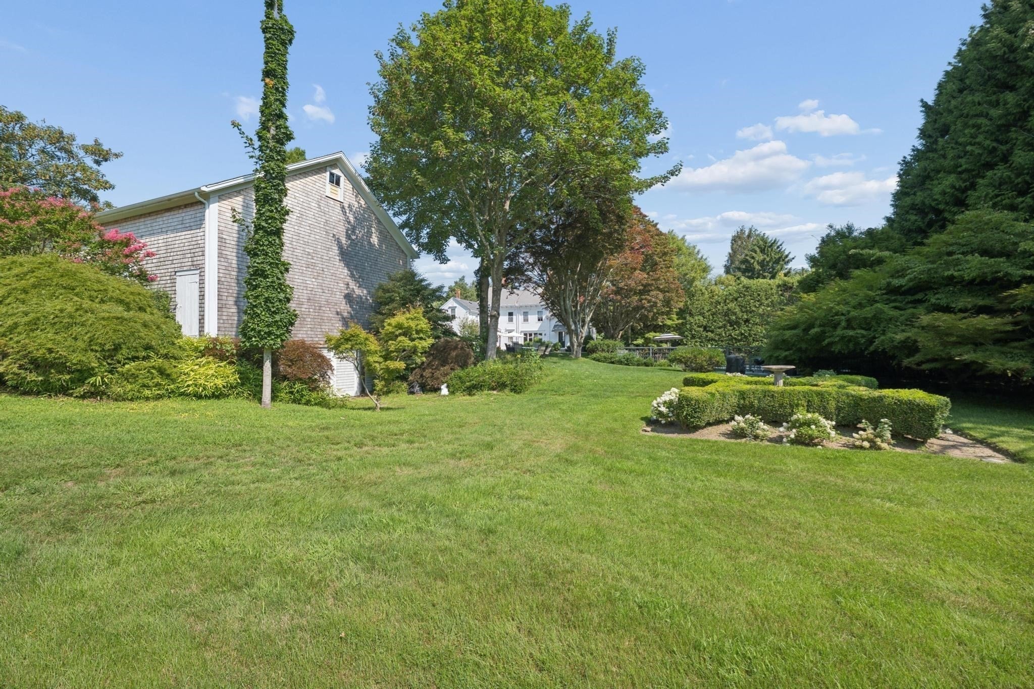 288 Russells Mills Rd, Dartmouth, MA Photo #8