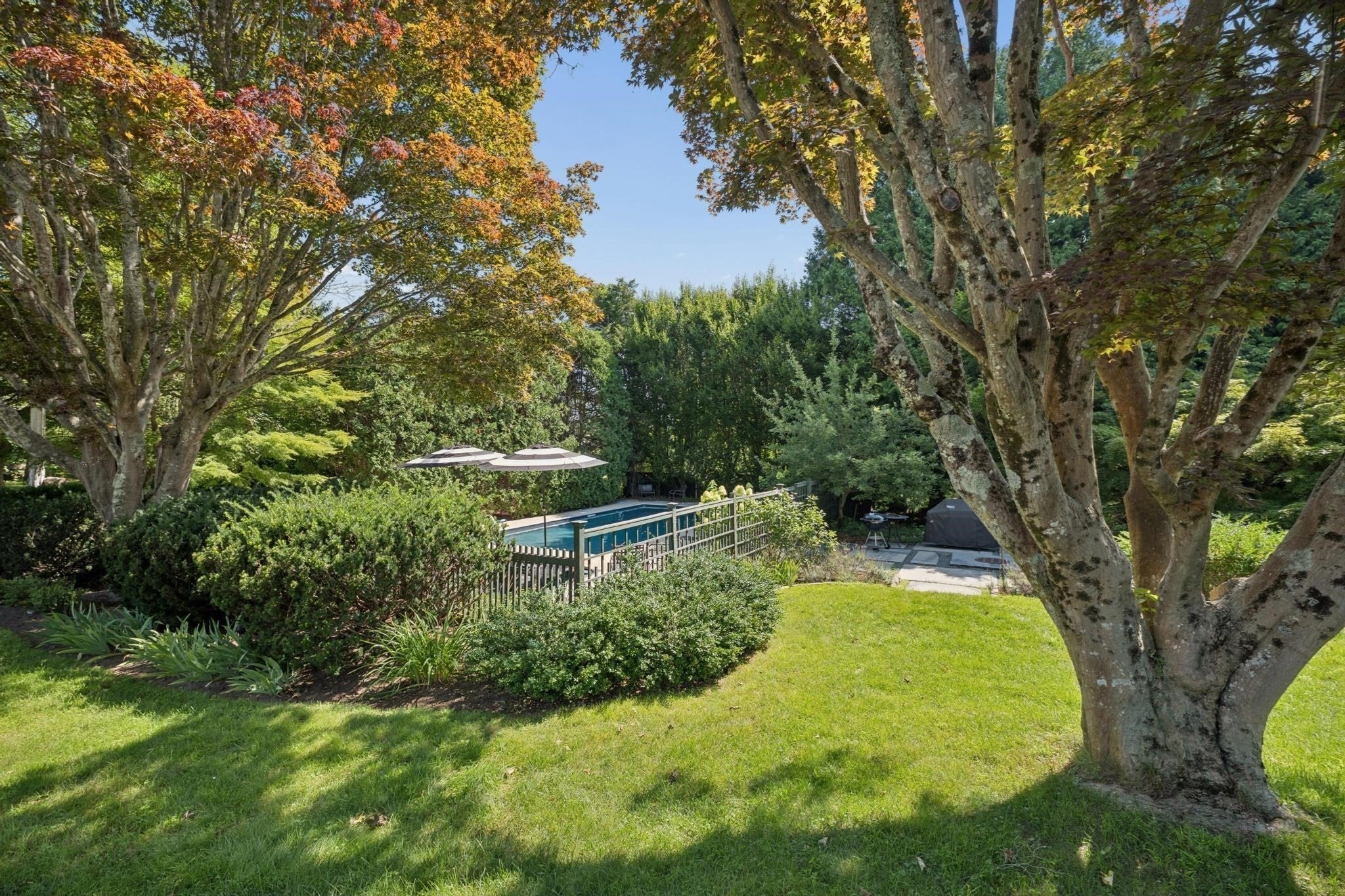 288 Russells Mills Rd, Dartmouth, MA Photo #6